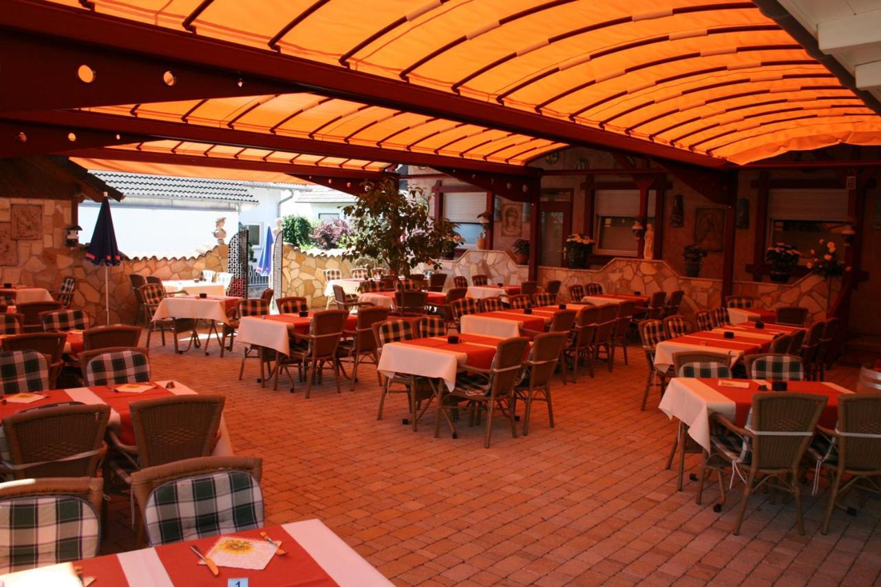 Hotel Restaurant Da Vinci ลาร์ ภายนอก รูปภาพ